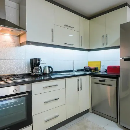 Modern Flat Near Hadrian's Gate Apartament *
